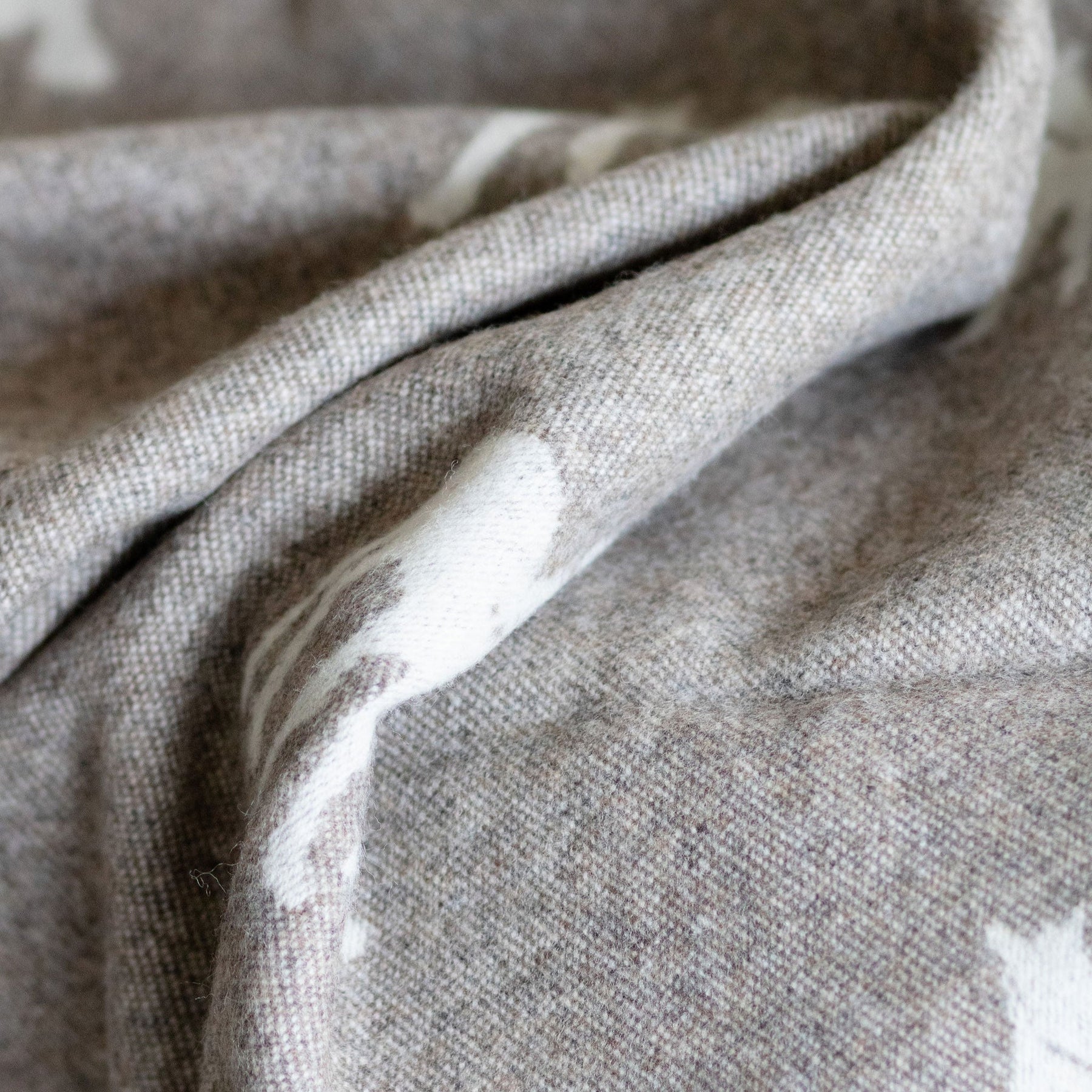 Benefits of Using Wool Over Synthetic Materials