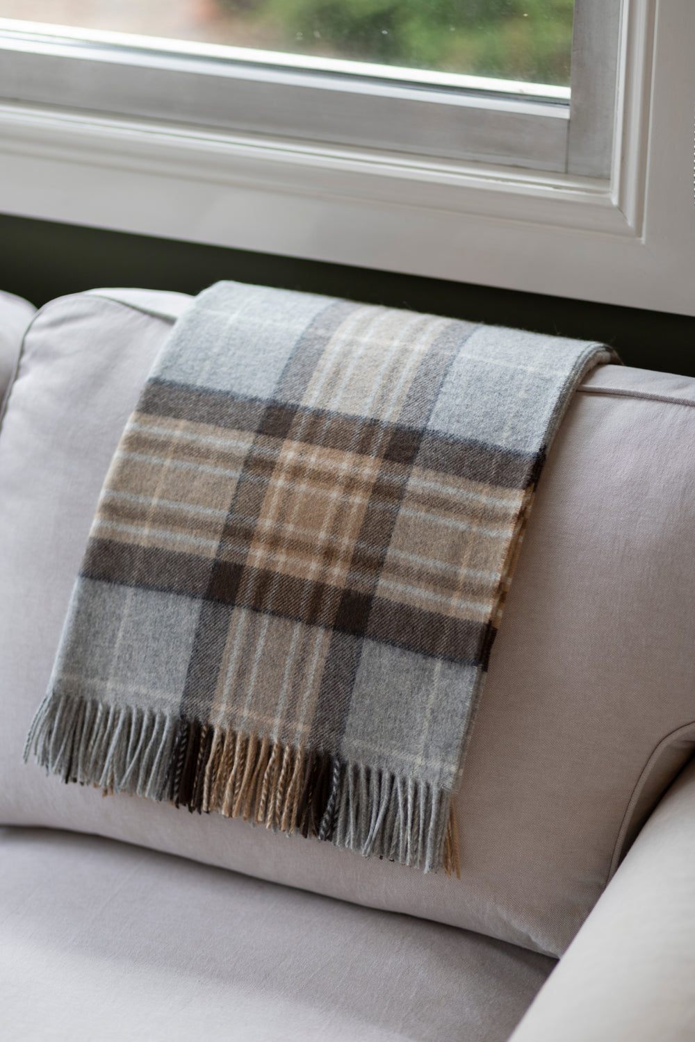 Heritage Collection | Merino Wool Tartan Throws | Winter