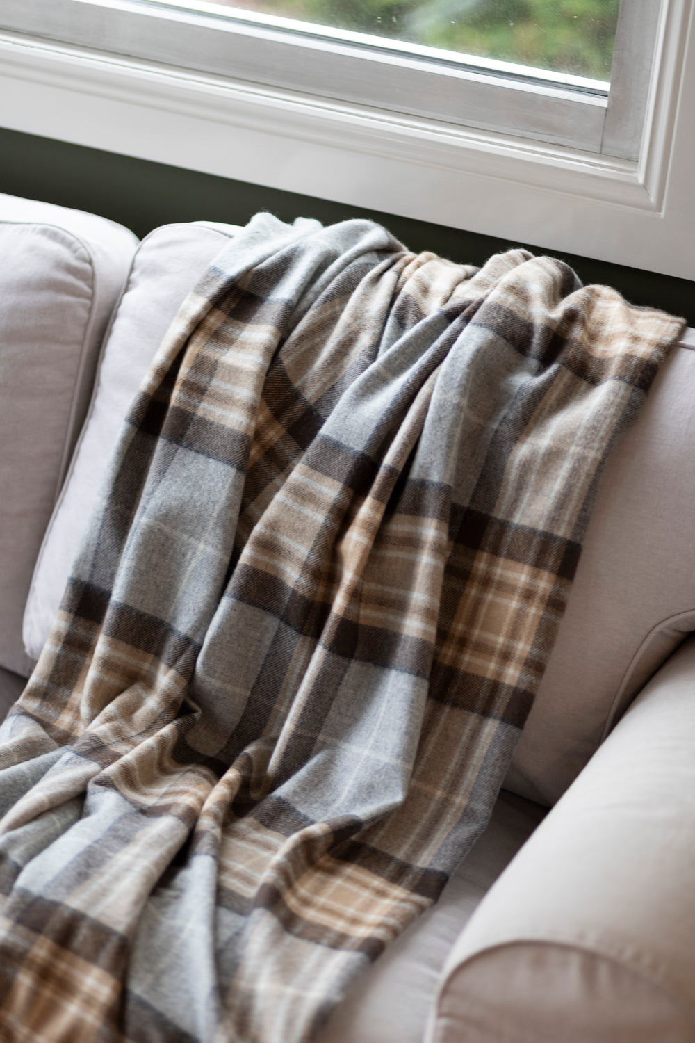 Heritage Collection | Merino Wool Tartan Throws | Winter