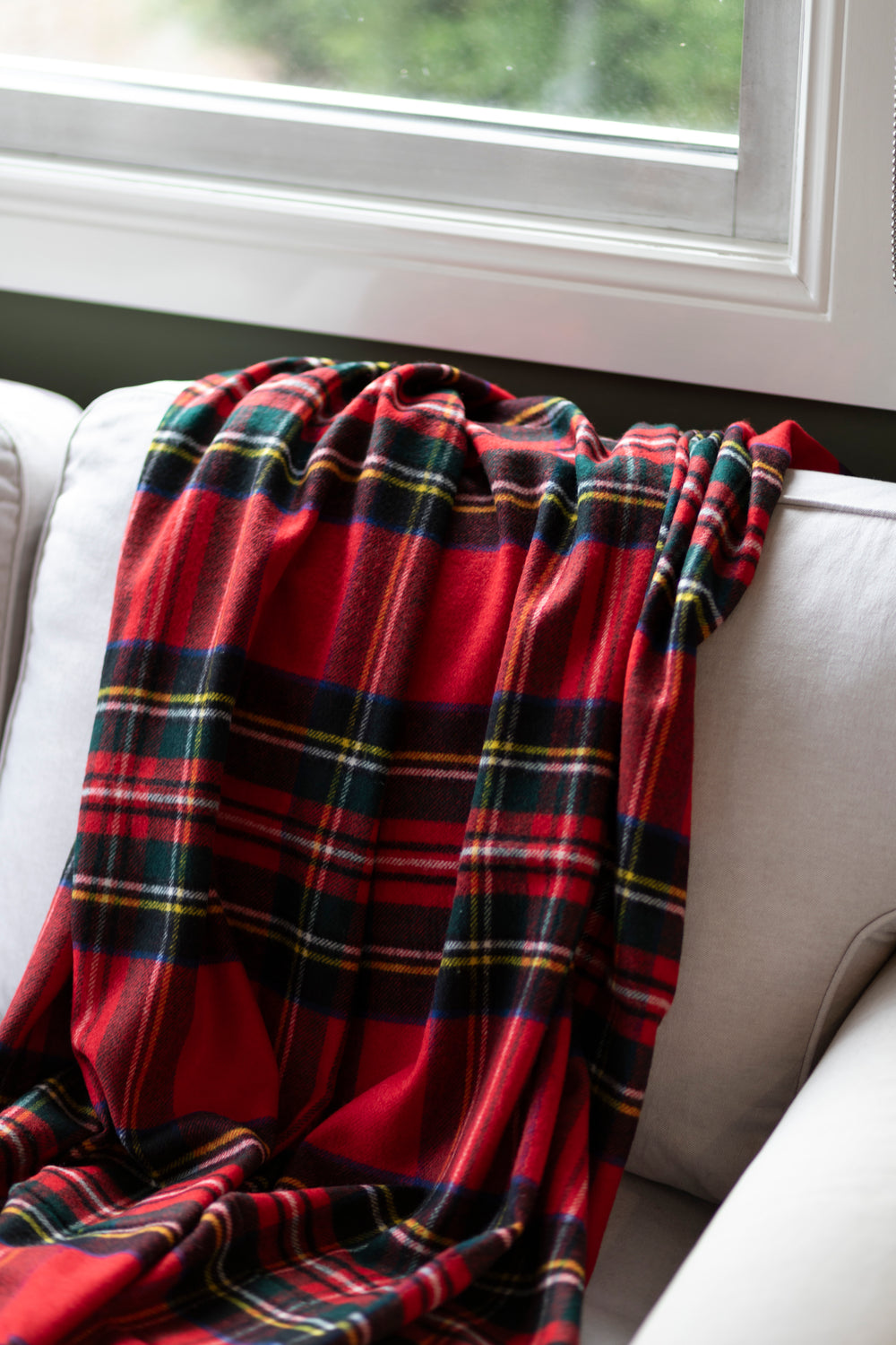 Heritage Collection | Merino Wool Tartan Throws | Traditional